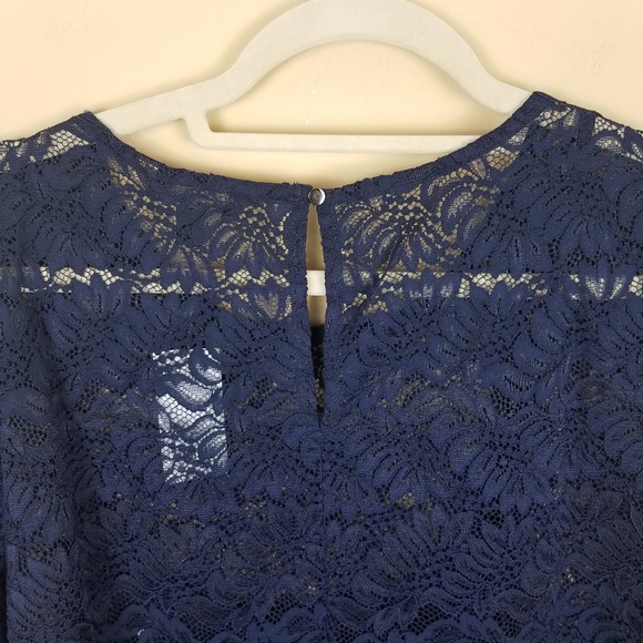 Banana Republic Navy Lace Blouse - Picture 4 of 6